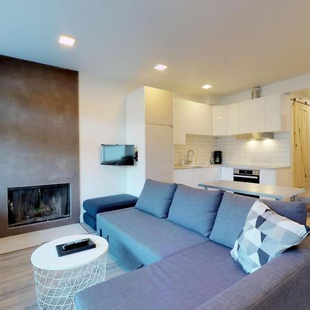 Lakefront Oasis By Harmony Whistler Exterior foto
